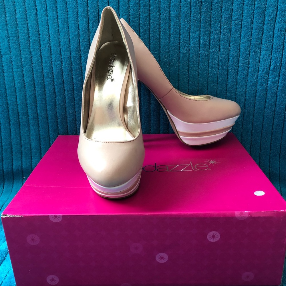 Showstopper Shoedazzle “Taya” platform stilettos